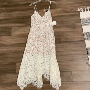 Women’s White Dress